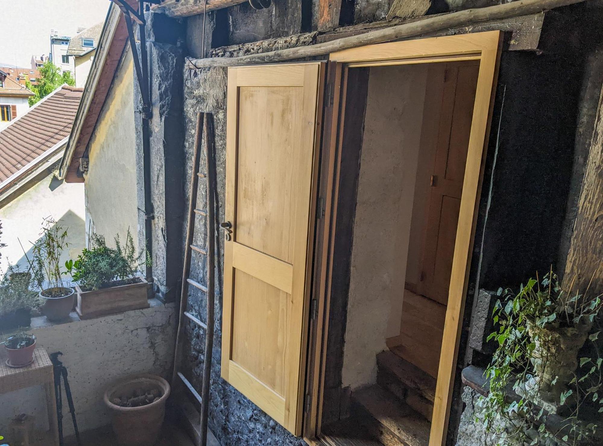 Bed and Breakfast Nid Douillet Анси Экстерьер фото